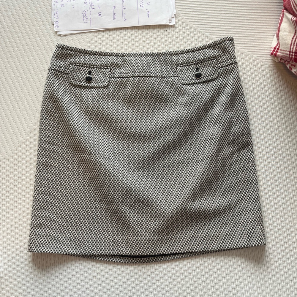 LOFT Black and White Mini Pencil Skirt